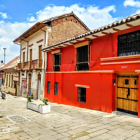 Apartaestudios La Candelaria Богота Екстериор снимка