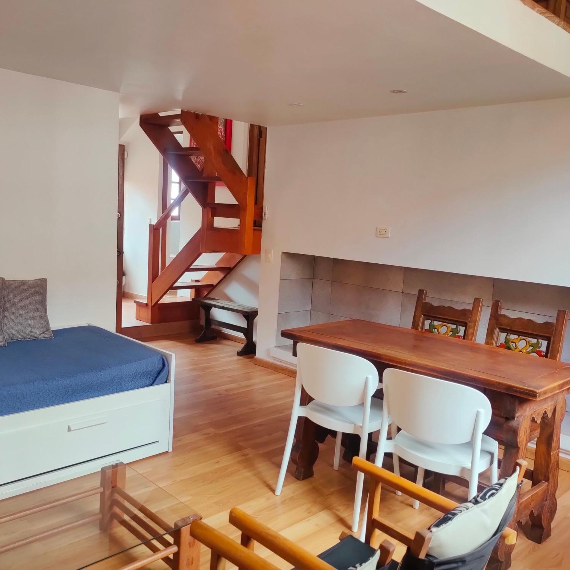 Apartaestudios La Candelaria Богота Екстериор снимка