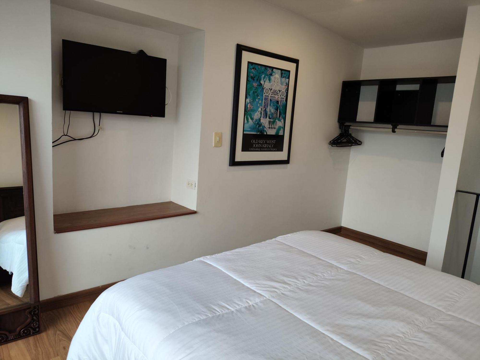 Apartaestudios La Candelaria Богота Екстериор снимка